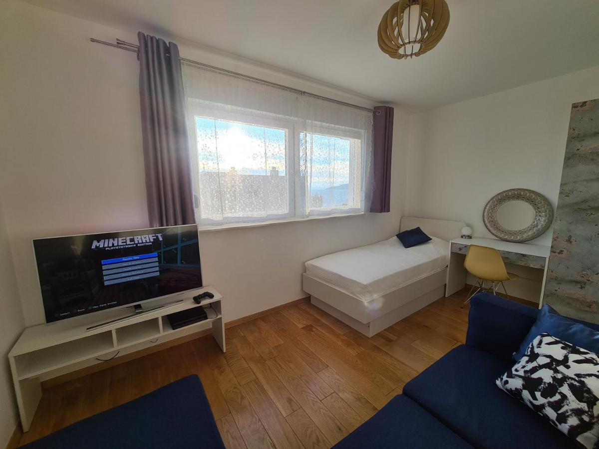 Mariposa Makarska 83M2 New Apartment With Garage Esterno foto